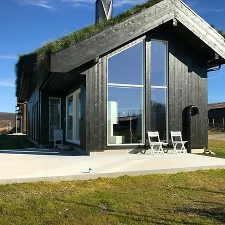 Cozy Architect-designed With River View Ferienhaus Hovden (Aust-Agder)